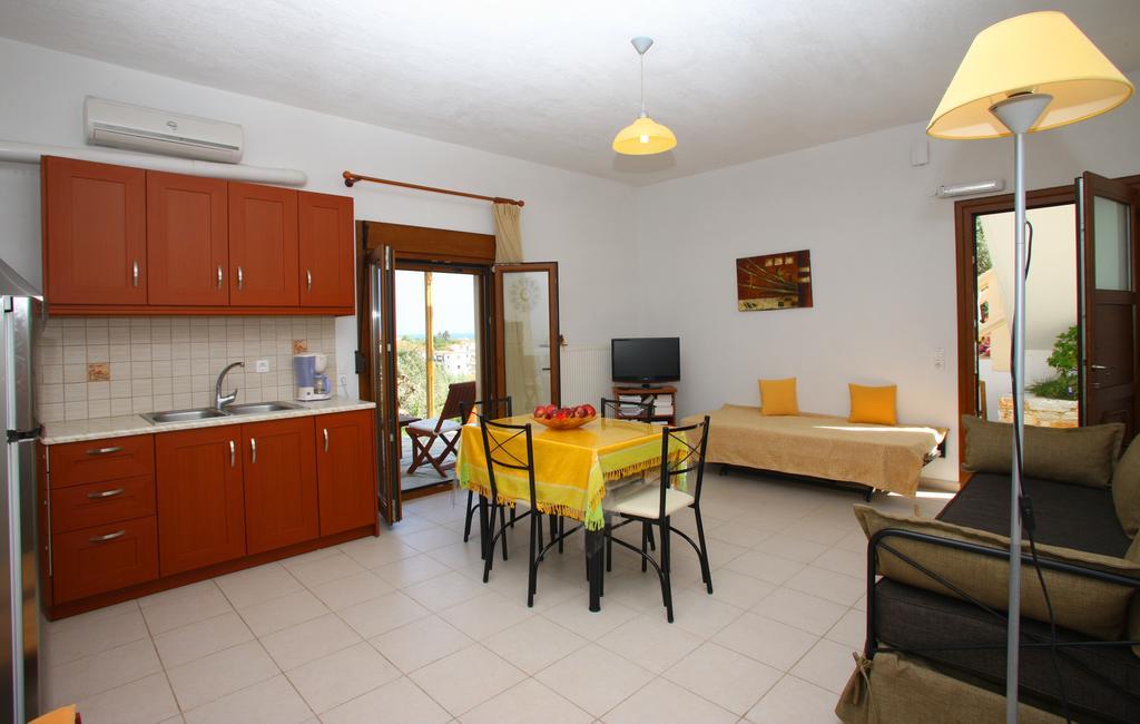 Remvi Apartments Skopelos Town Exterior foto