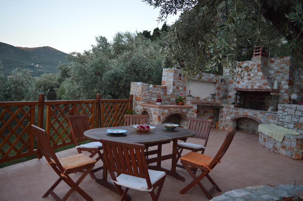 Remvi Apartments Skopelos Town Exterior foto